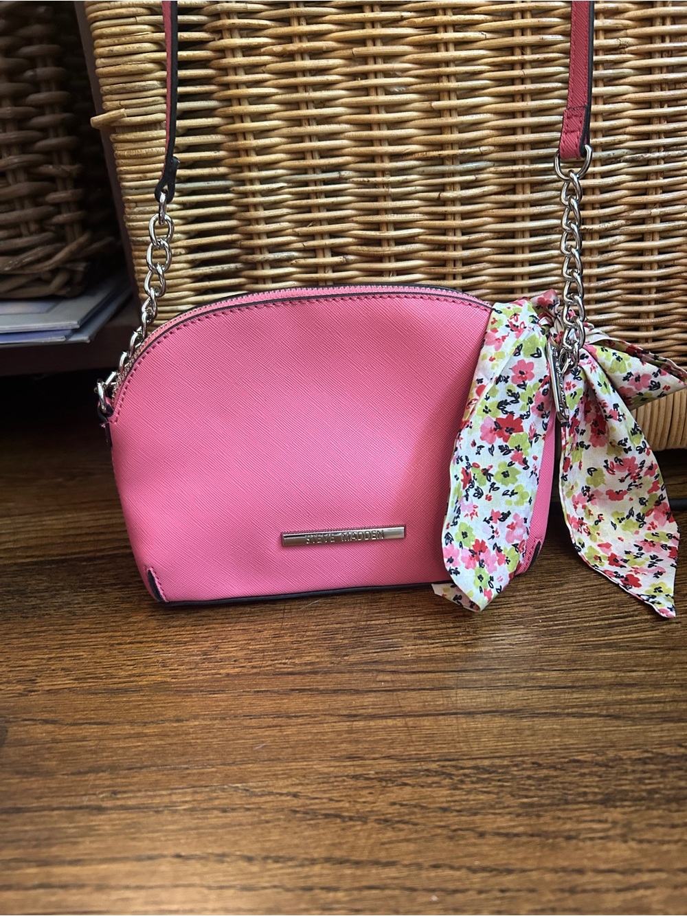 Kate Spade Pink polka dot wallet and Steve Madden Crossbody Bag - Picture 9 of 16